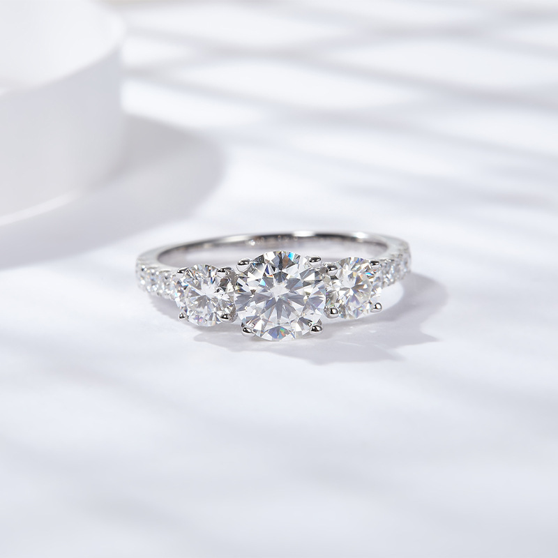 Moissanite Engagement Ring 1 Carat - HTOTOH 3 หิน 1 กะรัต D