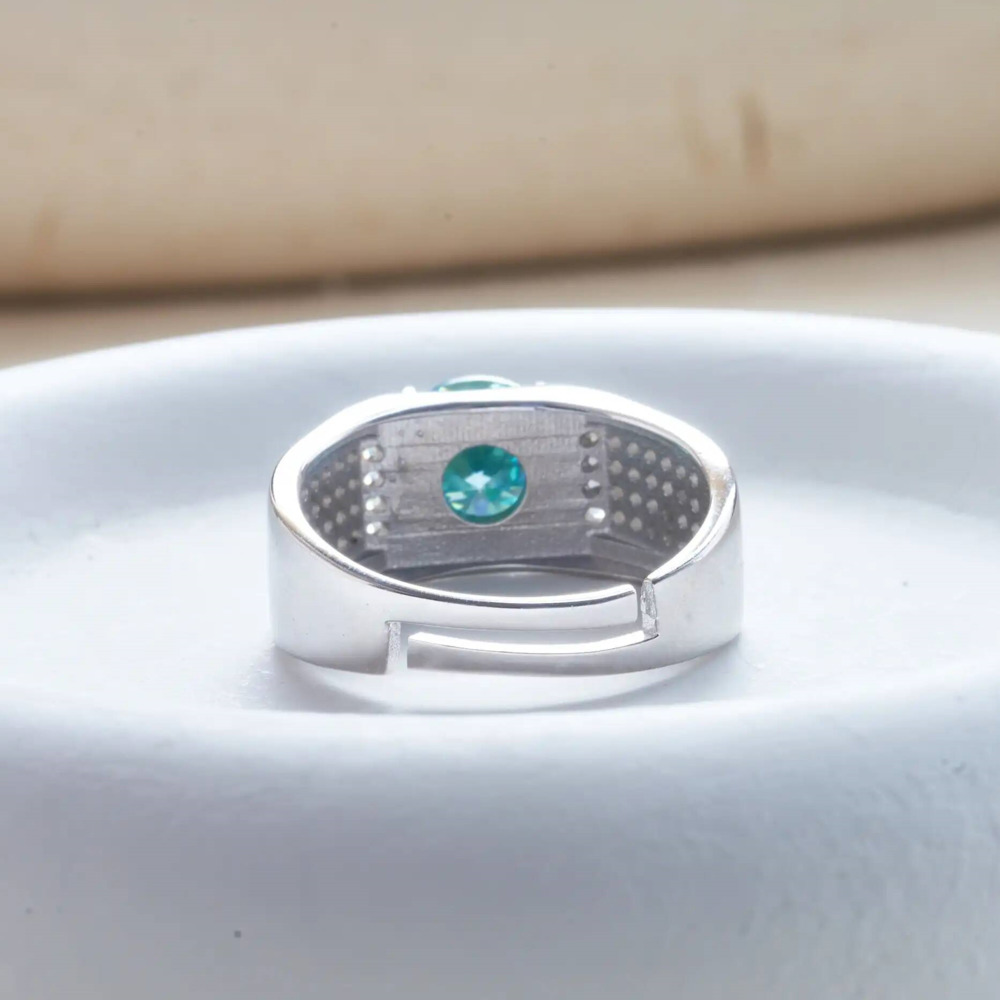 แหวนเพชรโมอิสสีฟ้าธรรมชาติ1กะร - Moissanite Engagement Ring 1 Carat บทวิจารณ์และราคา