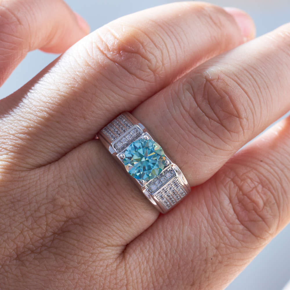 แหวนเพชรโมอิสสีฟ้าธรรมชาติ1กะร - Moissanite Engagement Ring 1 Carat บทวิจารณ์และราคา